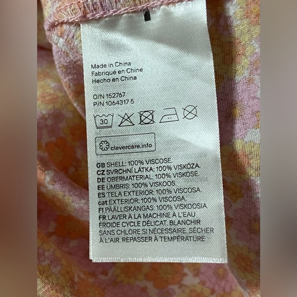 Women’s H&M floral romantic cottage Puff-sleeved midi dress size medium NWT - Picture 6 of 14